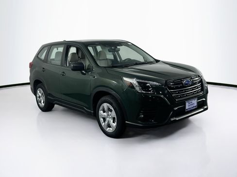 Used 2023 Subaru Forester AWD/4WD image 3