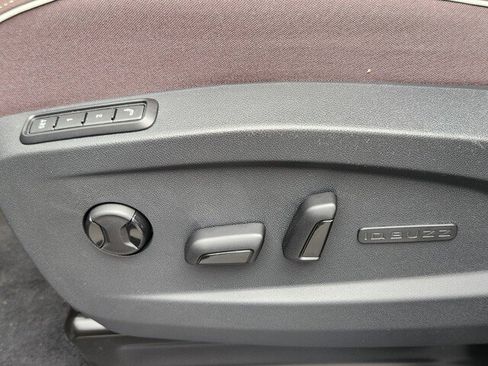 New 2025 Volkswagen ID. Buzz Pro S image 14