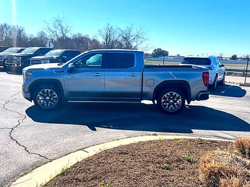 Used 2024 GMC Sierra 1500 Denali w/ Denali Reserve Package image 7