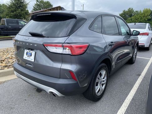 Used 2022 Ford Escape S FWD image 7