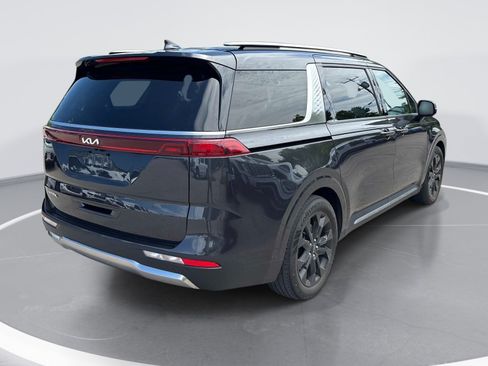 Used 2023 Kia Carnival SX FWD image 8