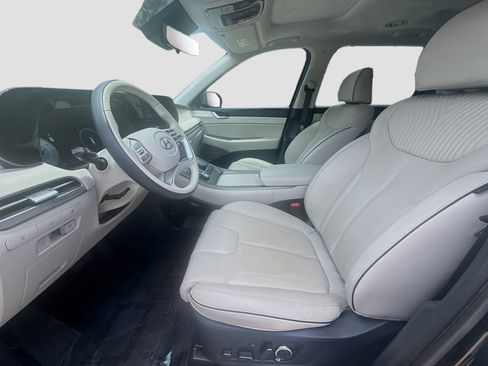 Used 2025 Hyundai Palisade Calligraphy AWD/4WD image 16