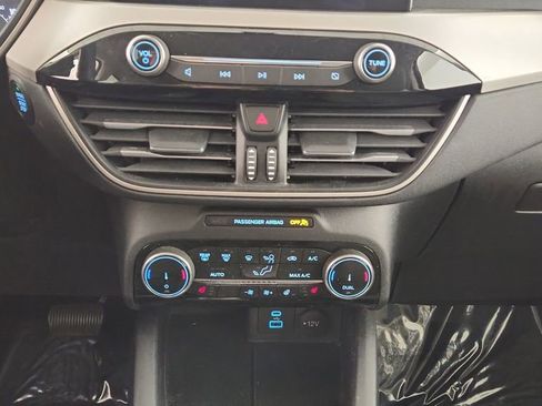 Used 2022 Ford Escape SE w/ Convenience Package AWD/4WD image 16