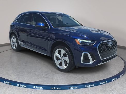 Used 2023 Audi Q5 2.0T Premium Plus w/ Premium Plus Package AWD/4WD image 4