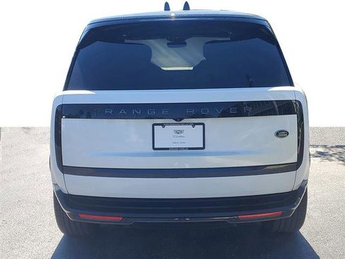 Used 2023 Land Rover Range Rover Autobiography image 20