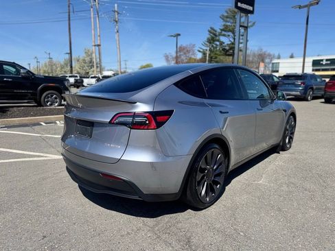 Used 2024 Tesla Model Y Performance AWD/4WD image 7