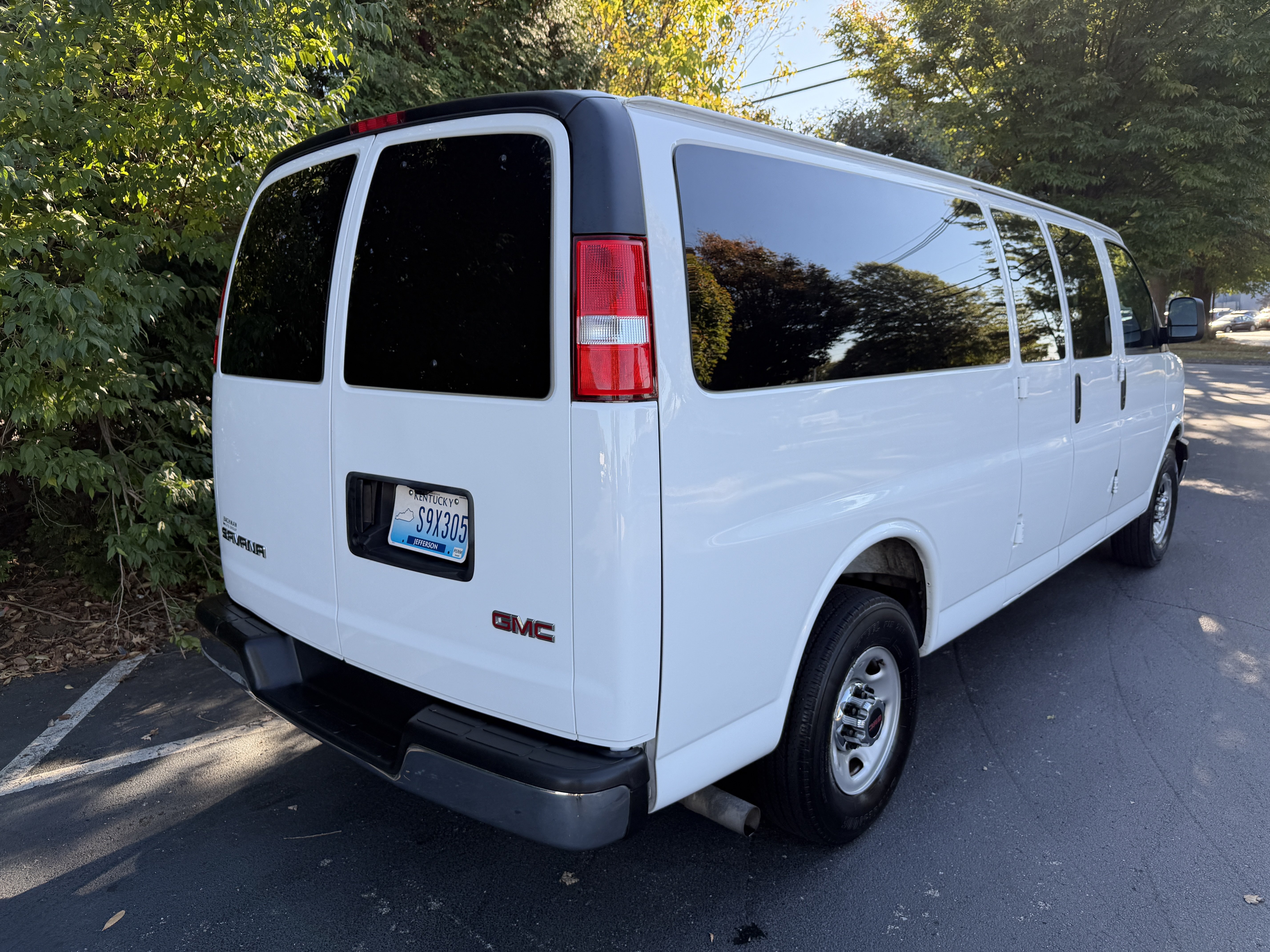 Used 2025 GMC Savana 3500 LT w/ LT Preferred Equipment Group RWD image 7