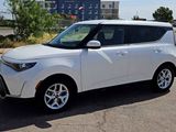 Used 2023 Kia Soul LX w/ Option Group 015 image 4
