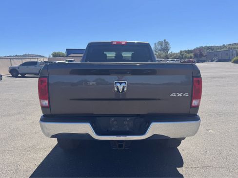 Used 2018 RAM 2500 Tradesman w/ Chrome Appearance Group AWD/4WD image 6