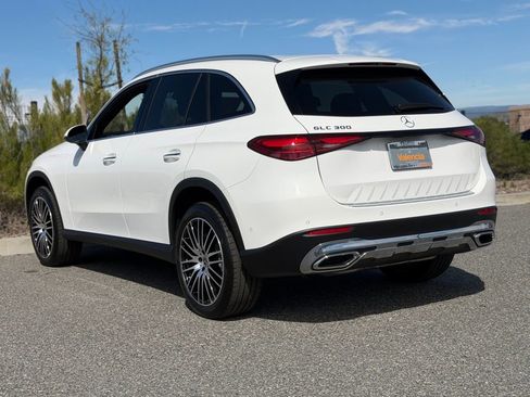 Used 2024 Mercedes-Benz GLC 300 image 10