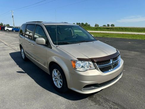 Used 2015 Dodge Grand Caravan SXT FWD image 7