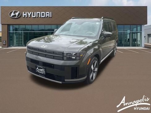 Used 2025 Hyundai Santa Fe Limited AWD/4WD image 1