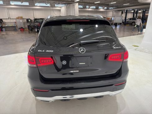 Used 2021 Mercedes-Benz GLC 300 4MATIC image 7