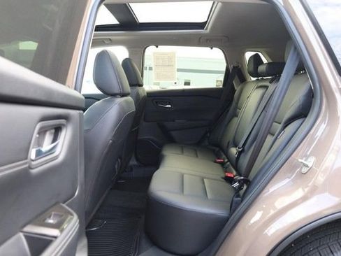 Certified 2025 Nissan Rogue SV w/ SV Premium Package image 23