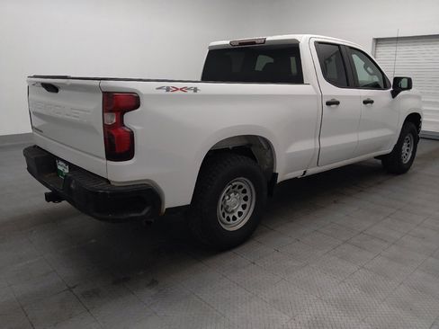 Used 2021 Chevrolet Silverado 1500 W/T w/ WT Value Package AWD/4WD image 9