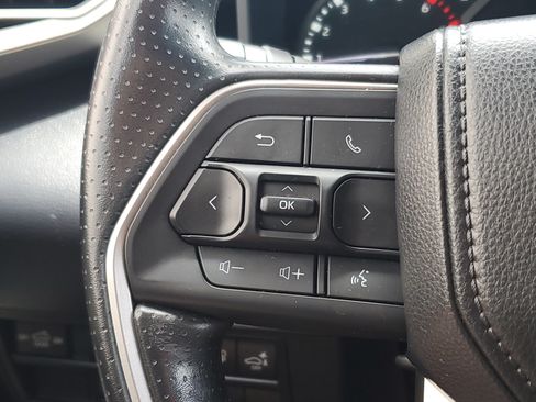 Used 2025 Toyota Tundra SR5 w/ SR5 Convenience Package AWD/4WD image 24