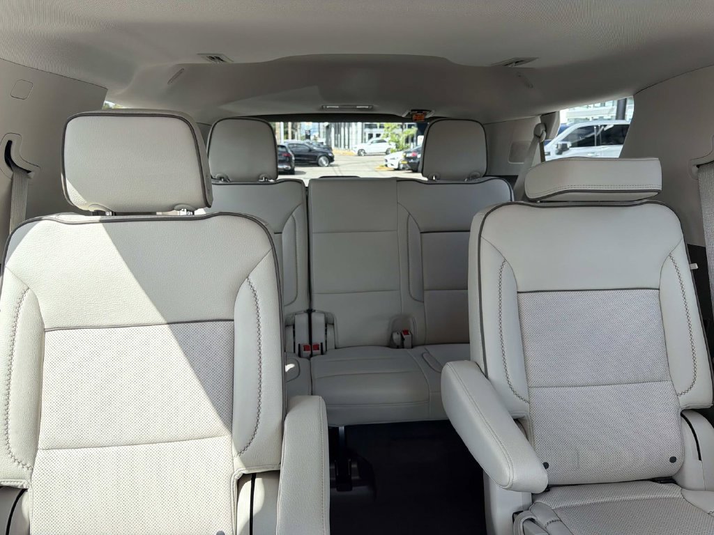 Used 2024 GMC Yukon Denali RWD image 9