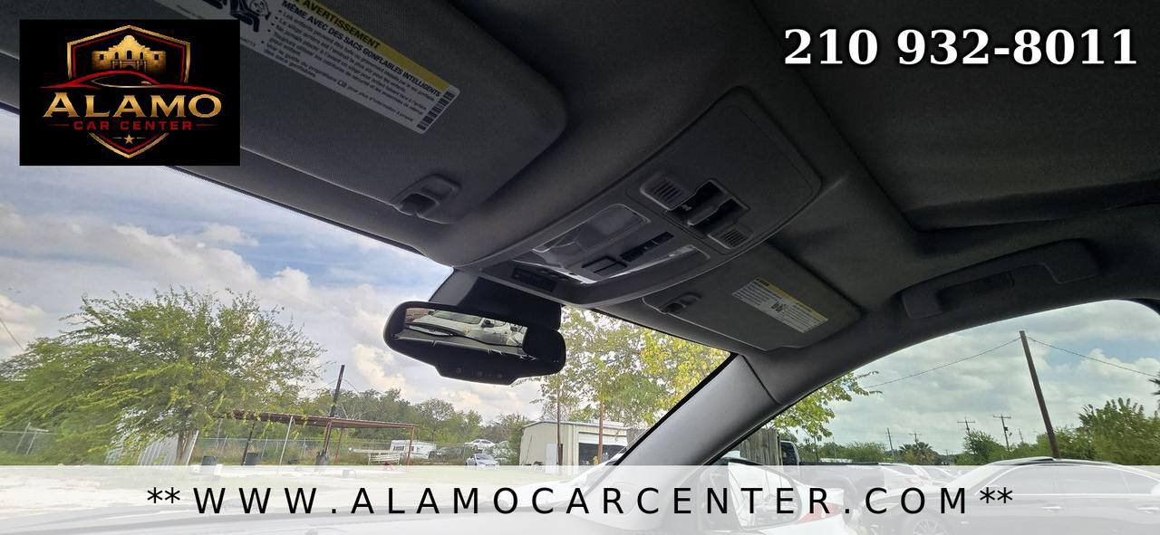 Used 2015 Cadillac SRX Premium AWD/4WD image 40