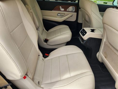 Used 2021 Mercedes-Benz GLS 450 4MATIC image 30