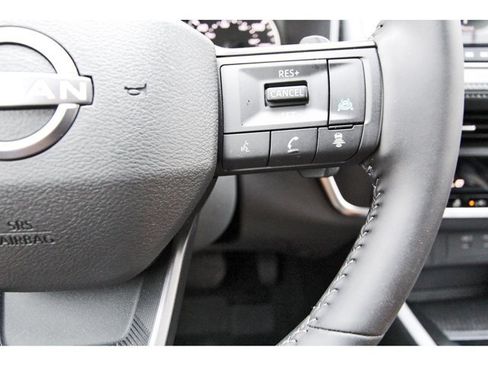 Used 2026 Nissan Rogue SV w/ Cold Weather Package FWD image 16