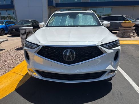 Used 2023 Acura MDX SH-AWD w/ Advance Package image 2