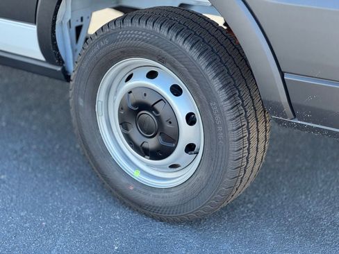 New 2026 Ford Transit 250 148 Medium Roof image 6