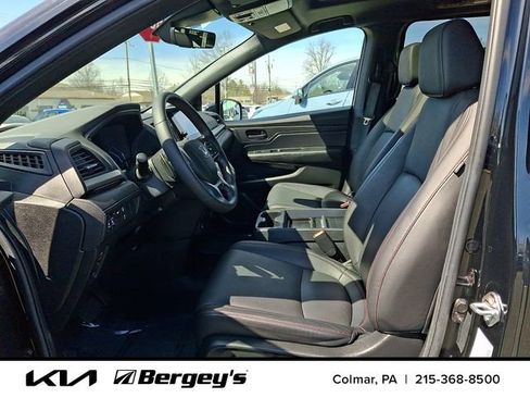 Used 2024 Honda Odyssey Sport image 16