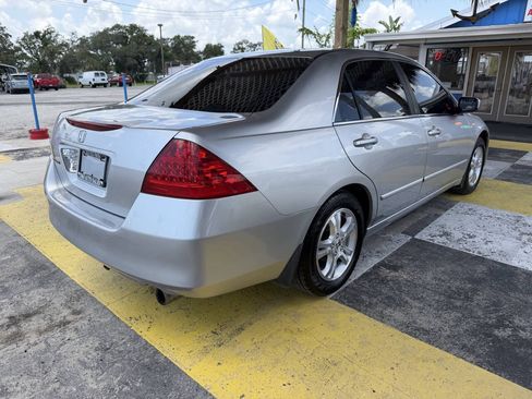 Used 2007 Honda Accord SE image 5