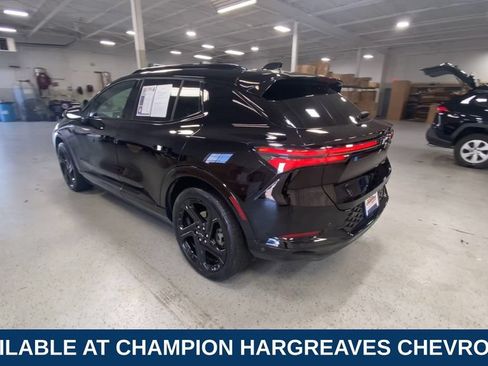 Used 2024 Chevrolet Equinox EV RS FWD image 9