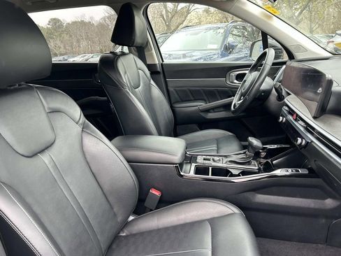 Used 2025 Kia Sorento SX AWD/4WD image 20