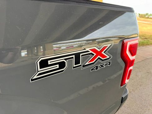Used 2018 Ford F150 XL w/ Equipment Group 101A Mid AWD/4WD image 22
