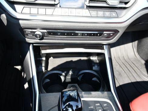Used 2022 BMW 430i xDrive Convertible w/ Premium Package AWD/4WD image 32