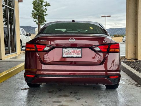 Used 2023 Nissan Altima 2.5 SV image 5