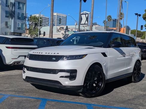 New 2026 Land Rover Range Rover Sport SE image 1