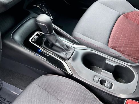 Used 2026 Toyota Corolla SE image 17