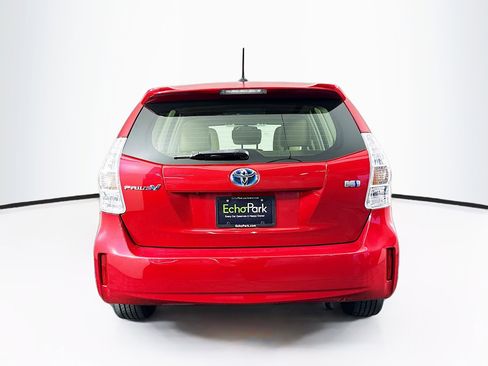 Used 2013 Toyota Prius V Three image 7