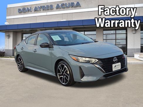 Used 2024 Nissan Sentra SR w/ SR Premium Package FWD image 1