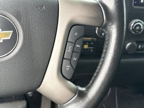 Used 2014 Chevrolet Silverado 2500 LT AWD/4WD image 27