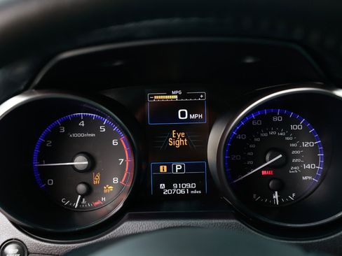 Used 2017 Subaru Legacy 2.5i Premium image 28