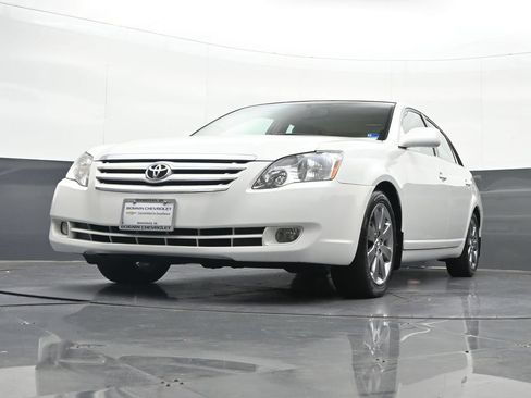Used 2005 Toyota Avalon XLS FWD image 35