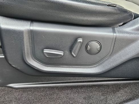 Used 2020 Ford F150 XLT w/ Equipment Group 302A Luxury image 19