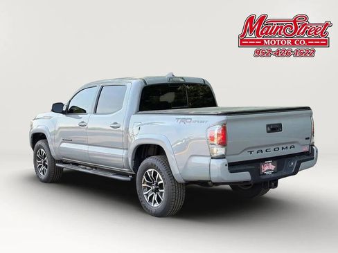 Used 2021 Toyota Tacoma TRD Sport w/ Technology Package RWD image 5