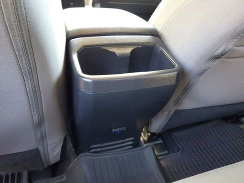 Used 2022 Toyota Tacoma SR5 image 17