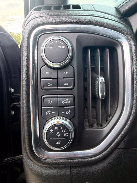 Used 2020 GMC Sierra 2500 Denali w/ Denali Ultimate Package AWD/4WD image 7
