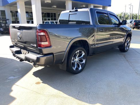 Used 2023 RAM 1500 Limited AWD/4WD image 2