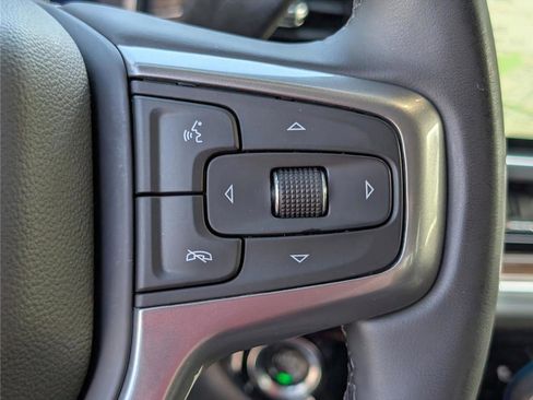 Used 2025 Chevrolet Silverado 1500 LT image 23