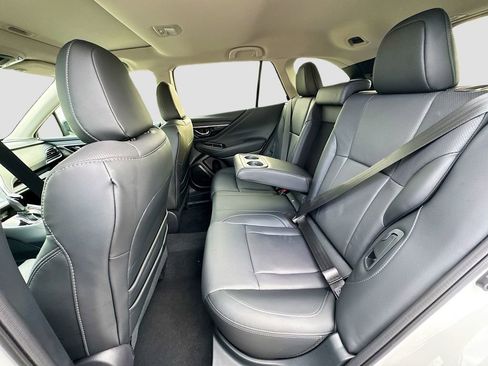 New 2025 Subaru Outback Limited image 30
