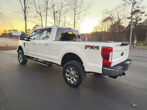 Used 2019 Ford F250 Lariat w/ Lariat Ultimate Package image 6