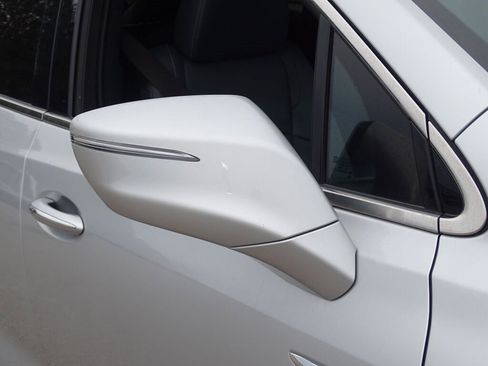 Used 2022 Buick Enclave Premium image 6