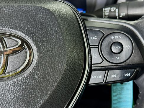 Used 2021 Toyota Corolla SE FWD image 13